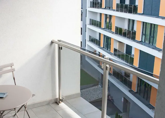 Center Rev With Free Underground Garage Apartament *